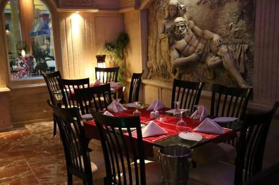 Romantico Restaurant and Bar